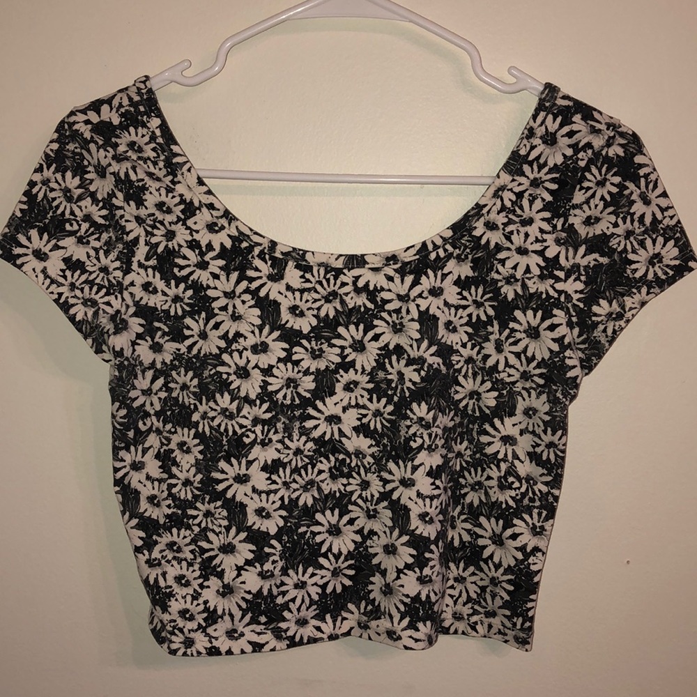 Flower Patterned Crop top